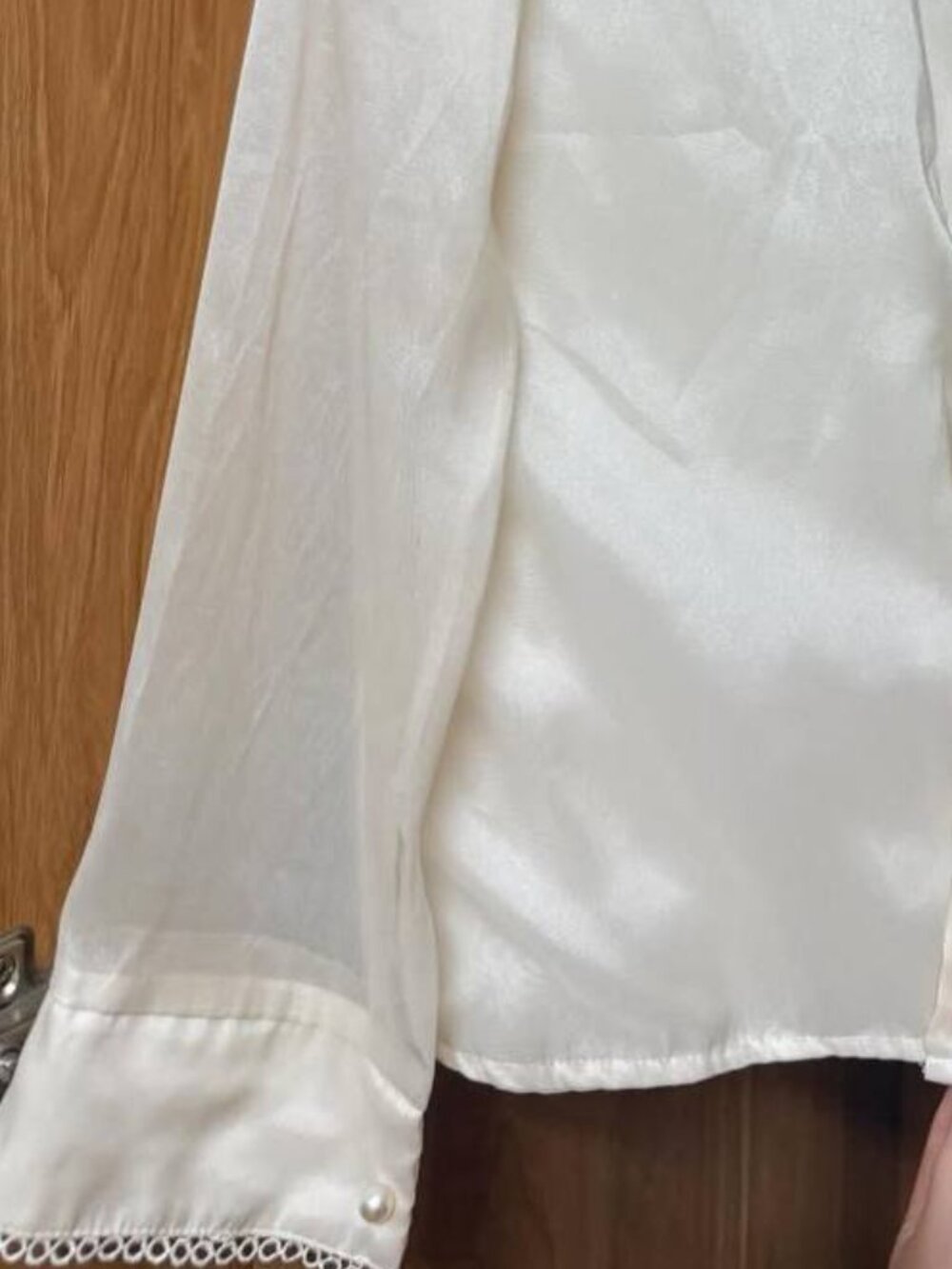 Cream Collar Blouse - Picture 3 of 3